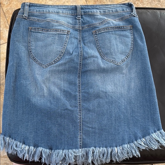 EST 1946 Denim Fringe Hem Skirt - Picture 2 of 4